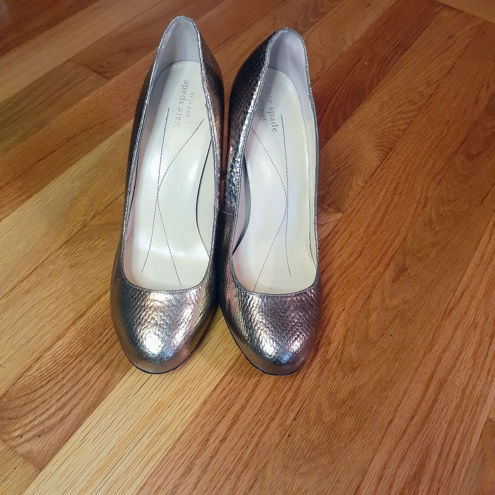 Kate Spade Karolina Metallic Heels - Snake embroidered Size 8.5 Kate Spade